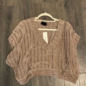 Tan v neck cropped sweater
